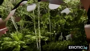 Kinky brunette enjoys unexpected hardcore sex adventure