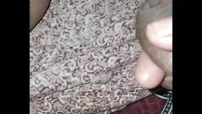 Gorgeous MILF in sexy stockings poses for photos