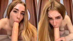 Babe seduces the guy to jump on him and sucks his cock