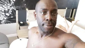 A super beautiful FGM girl loves to show her body in sex