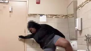 The handsome guy has sex with two pretty girls and brings them to orgasm